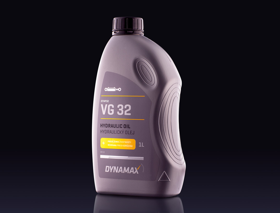 3.Dynamax 潤滑油機(jī)油產(chǎn)品油桶包裝造型3D設(shè)計(jì)-尚略品牌策劃公司與包裝設(shè)計(jì)公司、廣告設(shè)計(jì)公司、畫冊(cè)設(shè)計(jì)公司、品牌設(shè)計(jì)公司