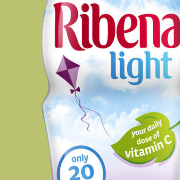 上海包裝設(shè)計(jì)公司分享:RIBENA-light 迪卡璐水果飲料包裝設(shè)計(jì)2 上海包裝設(shè)計(jì)公司分享:RIBENA-light 迪卡璐水果飲料包裝設(shè)計(jì)2
