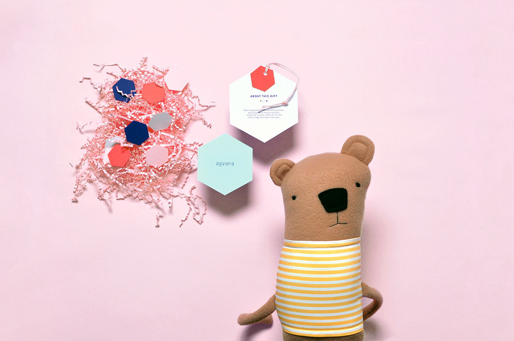 7.Davana 在線禮品網(wǎng)站品牌形象設(shè)計包裝設(shè)計 7.Davana 在線禮品網(wǎng)站品牌形象設(shè)計包裝設(shè)計
