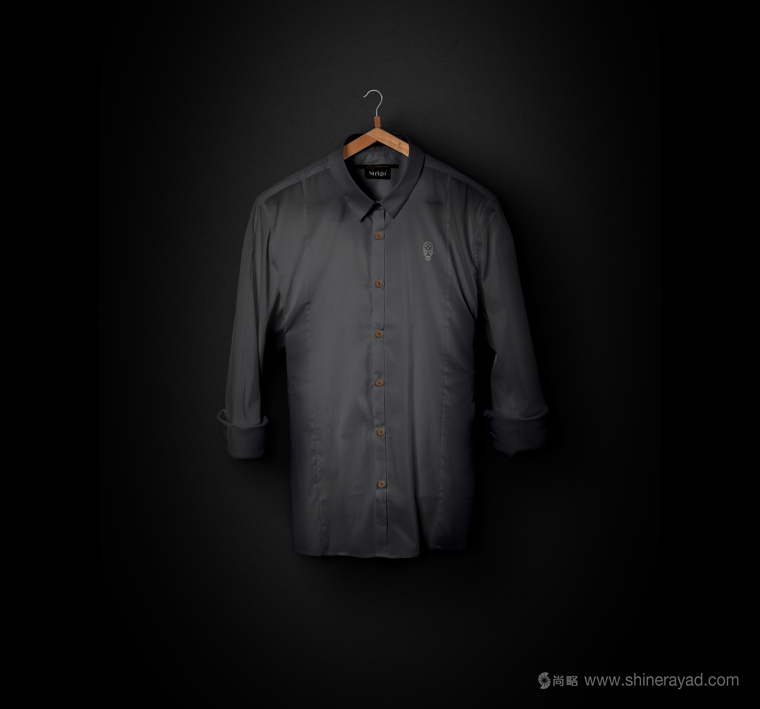 Strigo服飾品牌形象全案設(shè)計-標(biāo)志設(shè)計-服飾圖案設(shè)計