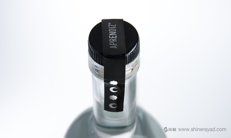 APRENDIZ Mezcal手繪插畫風(fēng)格 龍舌蘭酒包裝設(shè)計(jì)5