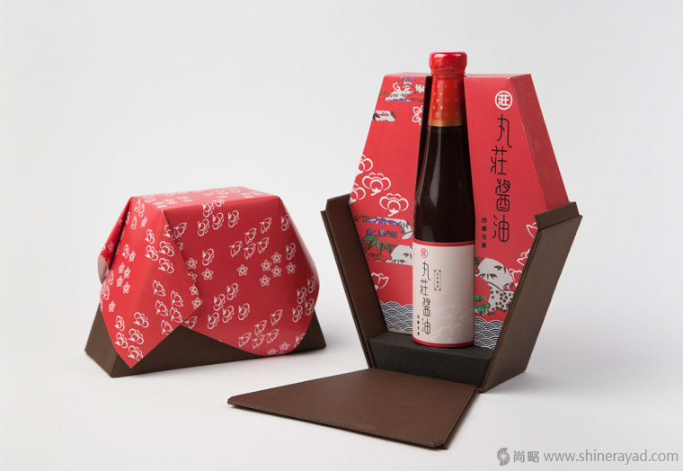 丸莊醬油包裝設(shè)計(jì)禮盒包裝設(shè)計(jì)-上海包裝設(shè)計(jì)公司設(shè)計(jì)欣賞4 丸莊醬油包裝設(shè)計(jì)禮盒包裝設(shè)計(jì)-上海包裝設(shè)計(jì)公司設(shè)計(jì)欣賞4