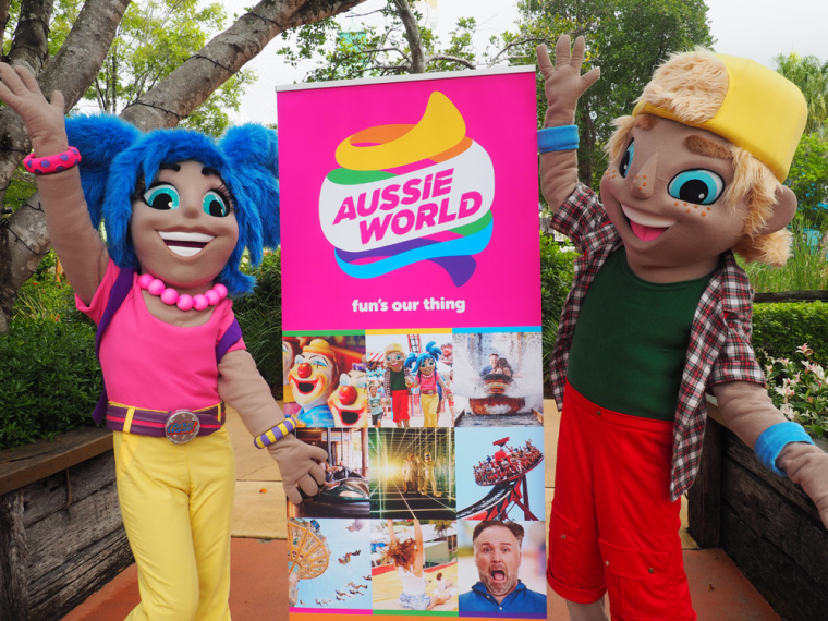 Aussie World 陽(yáng)光海岸主題公園海洋游樂(lè)園標(biāo)志設(shè)計(jì)-上海標(biāo)志設(shè)計(jì)公司欣賞2 Aussie World 陽(yáng)光海岸主題公園海洋游樂(lè)園標(biāo)志設(shè)計(jì)-上海標(biāo)志設(shè)計(jì)公司欣賞2