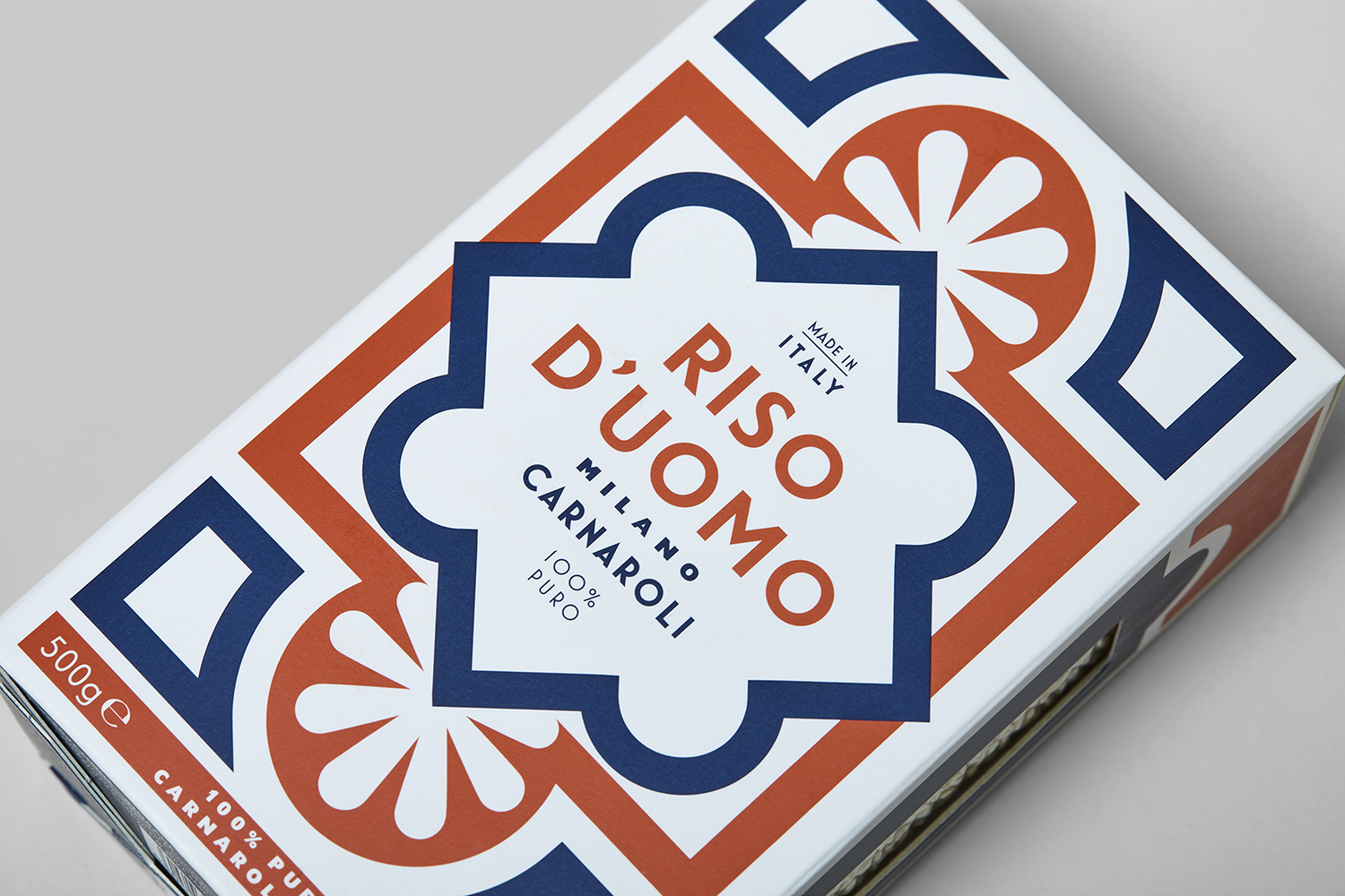 Riso D’uomo 大米包裝設(shè)計,華麗大理石地磚圖案靈感 Riso D’uomo 大米包裝設(shè)計,華麗大理石地磚圖案靈感
