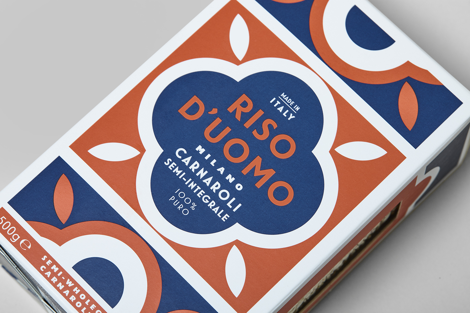 Riso D’uomo 大米包裝設(shè)計,華麗大理石地磚圖案靈感 Riso D’uomo 大米包裝設(shè)計,華麗大理石地磚圖案靈感