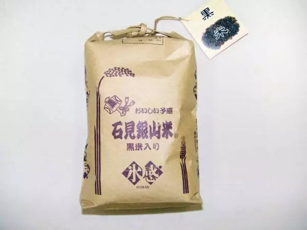 日本大米包裝設(shè)計(jì)精品鑒賞-上海農(nóng)產(chǎn)品包裝設(shè)計(jì)公司
