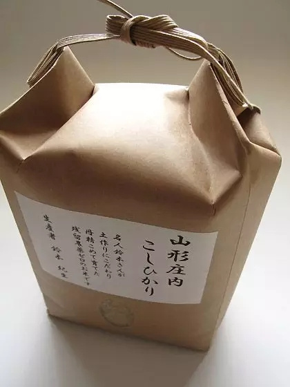 日本大米包裝設(shè)計(jì)精品鑒賞-上海農(nóng)產(chǎn)品包裝設(shè)計(jì)公司
