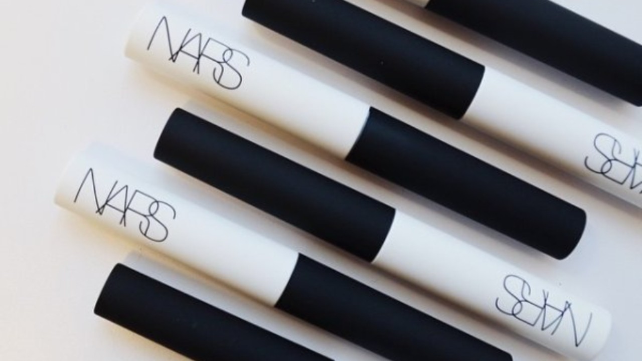 NARS“無所謂眼影打底筆” 美容化妝品品牌命名 NARS“無所謂眼影打底筆” 美容化妝品品牌命名