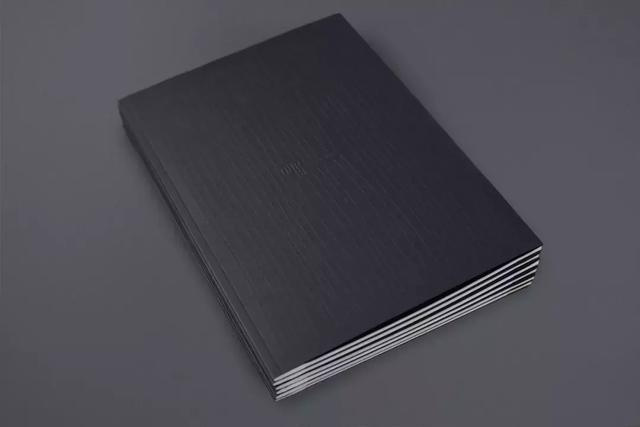 商業(yè)中心宣傳畫冊(cè)-上海畫冊(cè)設(shè)計(jì)公司大品牌大企業(yè)畫冊(cè)設(shè)計(jì)版式欣賞 商業(yè)中心宣傳畫冊(cè)-上海畫冊(cè)設(shè)計(jì)公司大品牌大企業(yè)畫冊(cè)設(shè)計(jì)版式欣賞