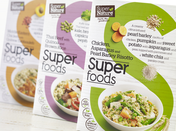 Vesco Foods 冷凍菜肴食品包裝設計,以健康食材為賣點,以S字母增加識別 Vesco Foods 冷凍菜肴食品包裝設計,以健康食材為賣點,以S字母增加識別