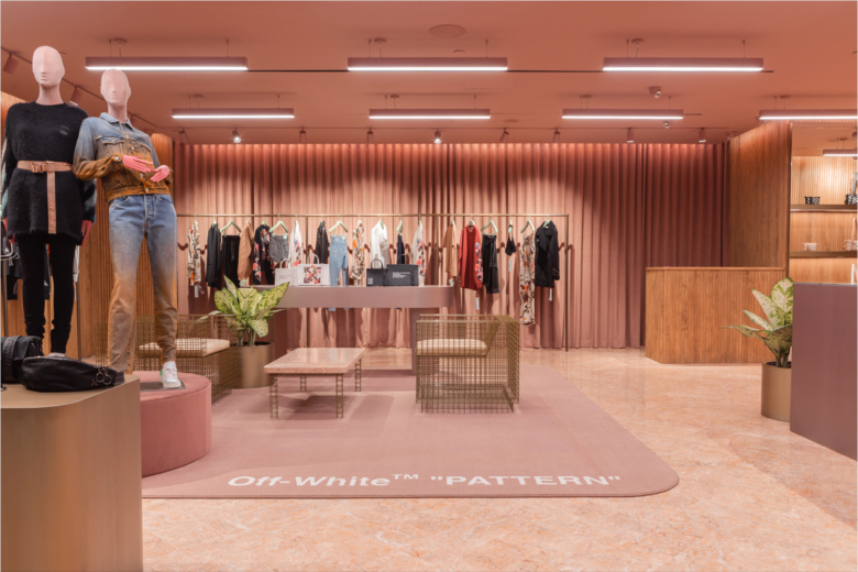 Off-White精品女裝服飾店鋪空間設(shè)計，洋溢粉紅色女性氣息