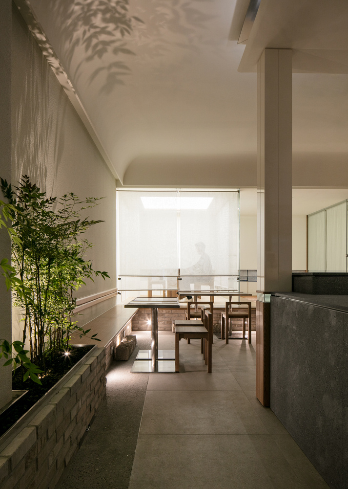  SAEMCafé咖啡店餐飲空間設(shè)計，穩(wěn)定比例的結(jié)構(gòu)美學(xué)