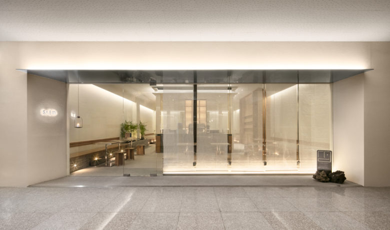  SAEMCafé咖啡店餐飲空間設(shè)計，穩(wěn)定比例的結(jié)構(gòu)美學(xué)