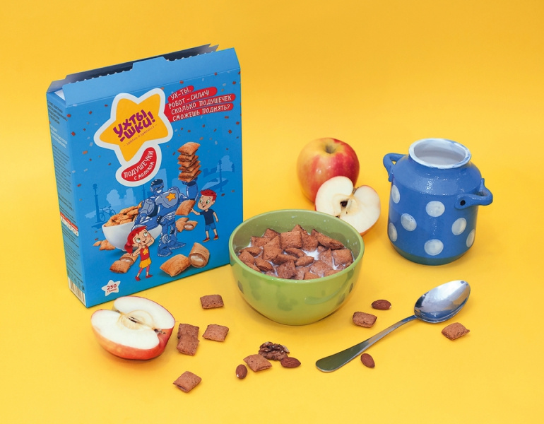 Ukhtyshek兒童休閑食品包裝設(shè)計(jì)，一起探索世界的男孩女孩插畫(huà)設(shè)計(jì)