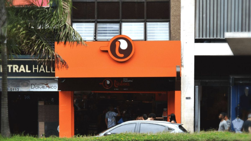 Rede Padaria咖啡面包連鎖店品牌形象設(shè)計logo設(shè)計，飛濺的咖啡形象