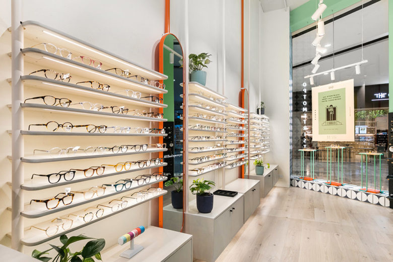 BN眼鏡店店鋪空間設計,方便容納與管理眾多產(chǎn)品sku BN眼鏡店店鋪空間設計,方便容納與管理眾多產(chǎn)品sku