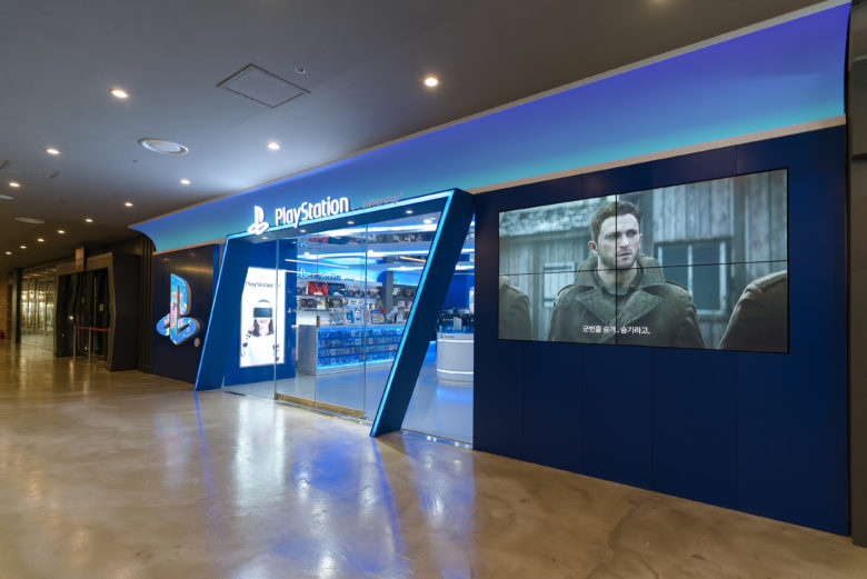 PlayStation 品牌電競游戲設備線下店鋪空間設計,藍色科技風格 PlayStation 品牌電競游戲設備線下店鋪空間設計,藍色科技風格