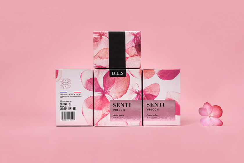 Dilis化妝品包裝設(shè)計(jì)——花朵花瓣的特寫鏡頭 Dilis化妝品包裝設(shè)計(jì)——花朵花瓣的特寫鏡頭