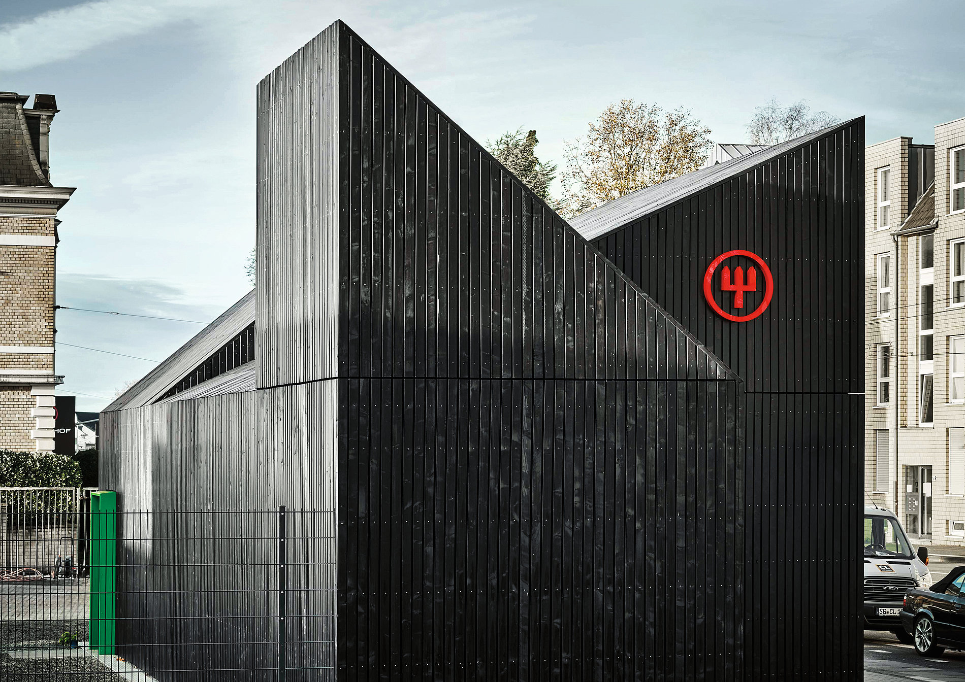 Wüsthof廚房刀具logo設(shè)計(jì)“字母w三叉戟” Wüsthof廚房刀具logo設(shè)計(jì)“字母w三叉戟”