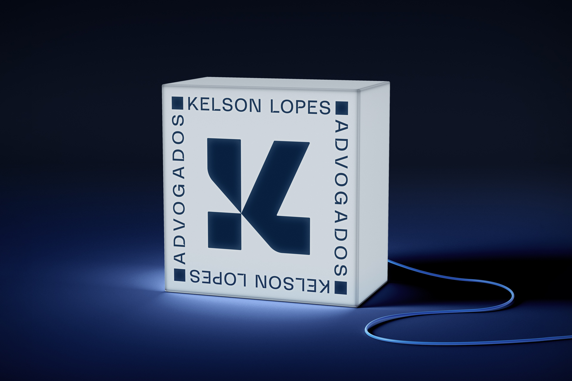Kelson Lopes律師事務(wù)所品牌logo設(shè)計(jì)vi設(shè)計(jì)，正方形字母kL結(jié)合logo與海軍藍(lán)灰配色-品牌燈箱