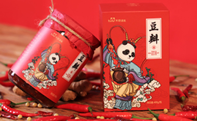 天府途禮豆瓣醬辣醬包裝設(shè)計(jì)“熊貓川劇戲劇插畫”